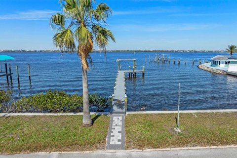 Casa en venta en Bradenton, Florida, 2 dormitorios, 181.72 m2 № 1526415 - foto 11
