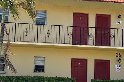 Condo in Stuart, Florida, 1 bedroom  № 2189462