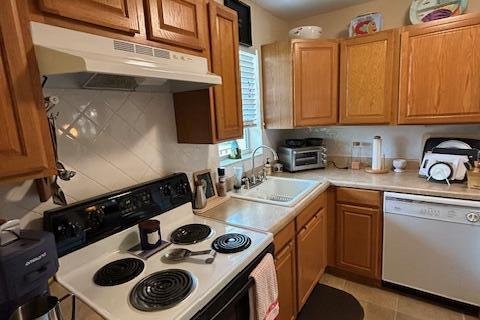 Condo in Stuart, Florida, 1 bedroom  № 2189462 - photo 10