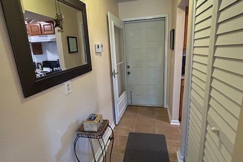 Condo in Stuart, Florida, 1 bedroom  № 2189462 - photo 2