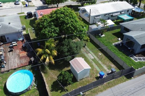 Villa ou maison à vendre à Hollywood, Floride: 3 chambres, 104.24 m2 № 2209442 - photo 3