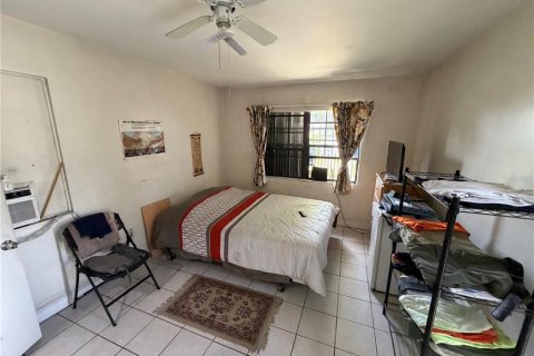 Villa ou maison à vendre à Hollywood, Floride: 3 chambres, 104.24 m2 № 2209442 - photo 13
