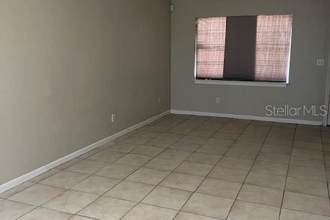 Apartamento en alquiler en Gainesville, Florida, 2 dormitorios, 86.4 m2 № 2148863 - foto 13
