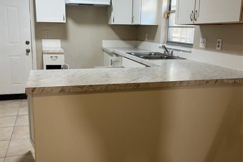 Apartamento en alquiler en Gainesville, Florida, 2 dormitorios, 86.4 m2 № 2148863 - foto 10