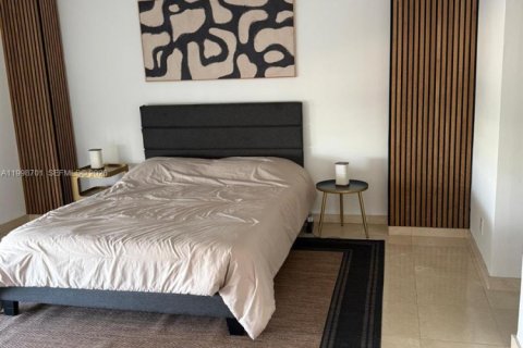 Copropriété à louer à Aventura, Floride: 1 chambre, 100.06 m2 № 2256283 - photo 12
