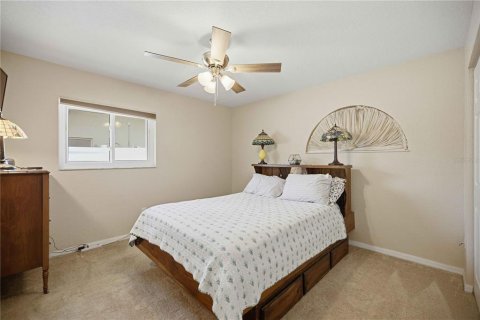 Casa en venta en Ocala, Florida, 3 dormitorios, 176.33 m2 № 2197661 - foto 3