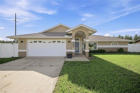 Casa en venta en Ocala, Florida, 3 dormitorios, 176.33 m2 № 2197661 - foto 4