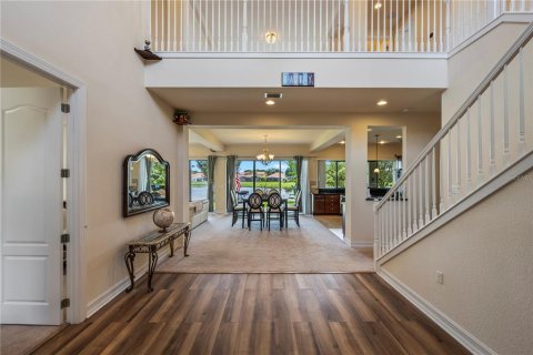 House in Orlando, Florida 4 bedrooms, 414.34 sq.m. № 2324135 - photo 6