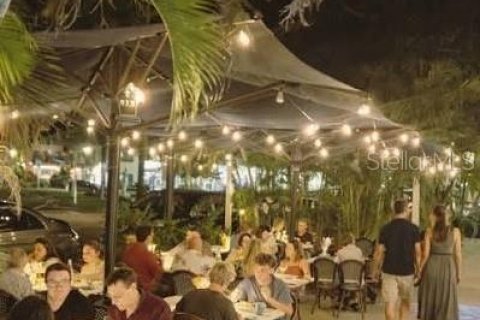 Propiedad comercial en venta en Sarasota, Florida, 865.2 m2 № 2204317 - foto 16