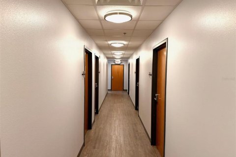 Propiedad comercial en venta en Sarasota, Florida, 865.2 m2 № 2204317 - foto 10
