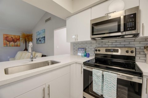 Appartement à louer à Boca Raton, Floride: 2 chambres, 111.48 m2 № 2433968 - photo 13
