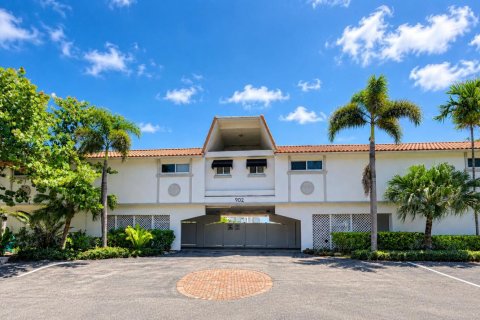 Appartement à louer à Boca Raton, Floride: 2 chambres, 111.48 m2 № 2433968 - photo 3