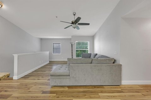Condo in Naples, Florida, 4 bedrooms № 2379399 - photo 3