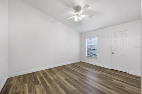Condo in Naples, Florida, 4 bedrooms № 2379399 - photo 17