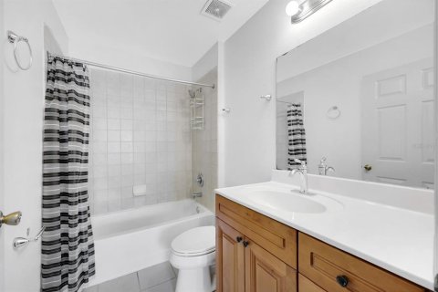 Condo in Naples, Florida, 4 bedrooms № 2379399 - photo 20