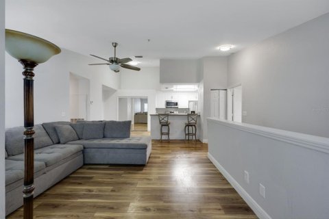 Condo in Naples, Florida, 4 bedrooms № 2379399 - photo 5