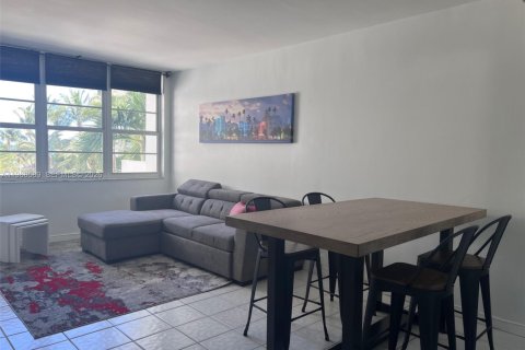 Copropriété à vendre à Miami Beach, Floride: 1 chambre, 52.95 m2 № 2031611 - photo 3