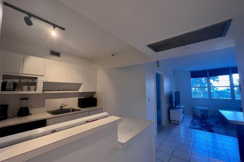 Copropriété à vendre à Miami Beach, Floride: 1 chambre, 52.95 m2 № 2031611 - photo 8