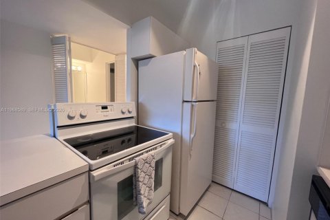 Copropriété à vendre à Miami Beach, Floride: 1 chambre, 52.95 m2 № 2031611 - photo 5