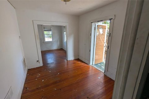 Propiedad comercial en venta en Tampa, Florida, 4 dormitorios, 200.67 m2 № 2104948 - foto 30