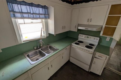 Propiedad comercial en venta en Tampa, Florida, 4 dormitorios, 200.67 m2 № 2104948 - foto 25