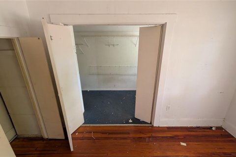Propiedad comercial en venta en Tampa, Florida, 4 dormitorios, 200.67 m2 № 2104948 - foto 18