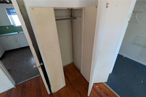 Propiedad comercial en venta en Tampa, Florida, 4 dormitorios, 200.67 m2 № 2104948 - foto 22