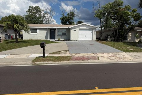 Villa ou maison à Port Richey, Floride 3 chambres, 93.46 m2 № 2349745
