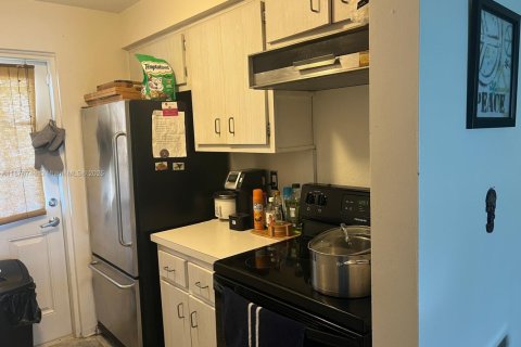 Copropriété à vendre à Deerfield Beach, Floride: 2 chambres, 88.26 m2 № 1980610 - photo 4