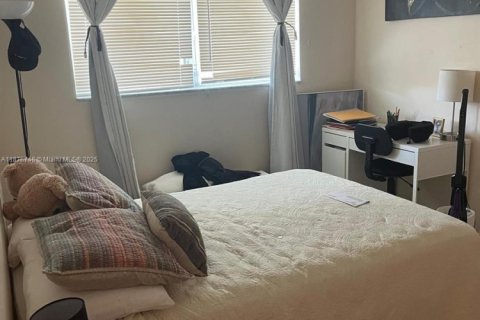 Copropriété à vendre à Deerfield Beach, Floride: 2 chambres, 88.26 m2 № 1980610 - photo 9