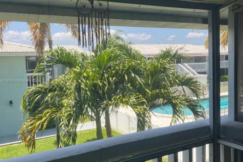 Copropriété à vendre à Deerfield Beach, Floride: 2 chambres, 88.26 m2 № 1980610 - photo 12