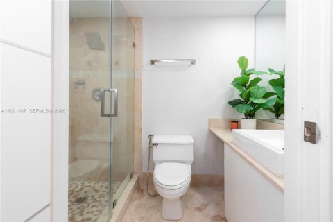 Copropriété à vendre à Miami, Floride: 3 chambres, 153.75 m2 № 2052419 - photo 20