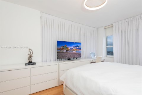 Copropriété à vendre à Miami, Floride: 3 chambres, 153.75 m2 № 2052419 - photo 30