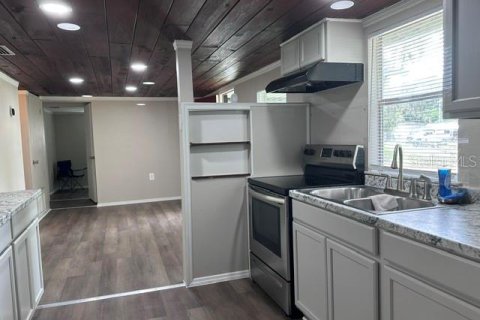 Villa ou maison à louer à Leesburg, Floride: 3 chambres, 73.58 m2 № 2356627 - photo 14