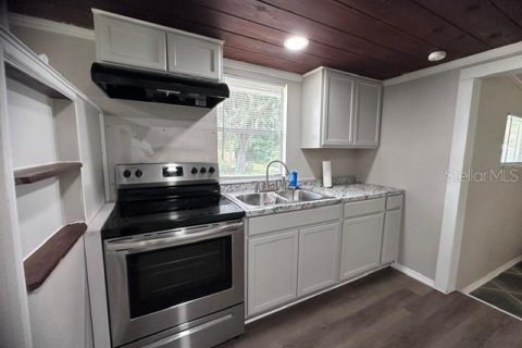Villa ou maison à louer à Leesburg, Floride: 3 chambres, 73.58 m2 № 2356627 - photo 15