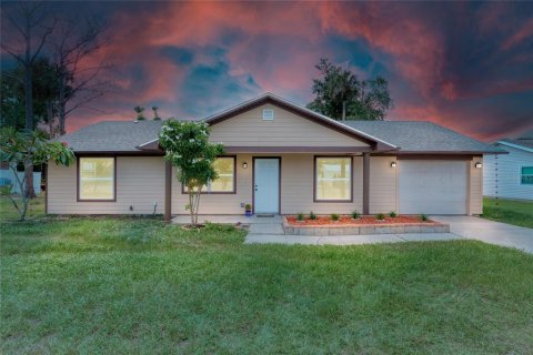 Casa en venta en Cocoa, Florida, 3 dormitorios, 140.47 m2 № 1918204 - foto 1