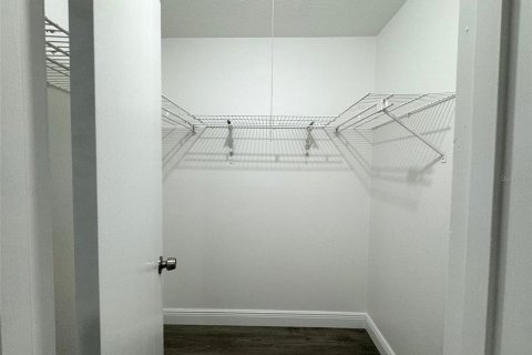 Снять в аренду квартиру в Деланд, Флорида 2 спальни, 104.98м2, № 2097825 - фото 9
