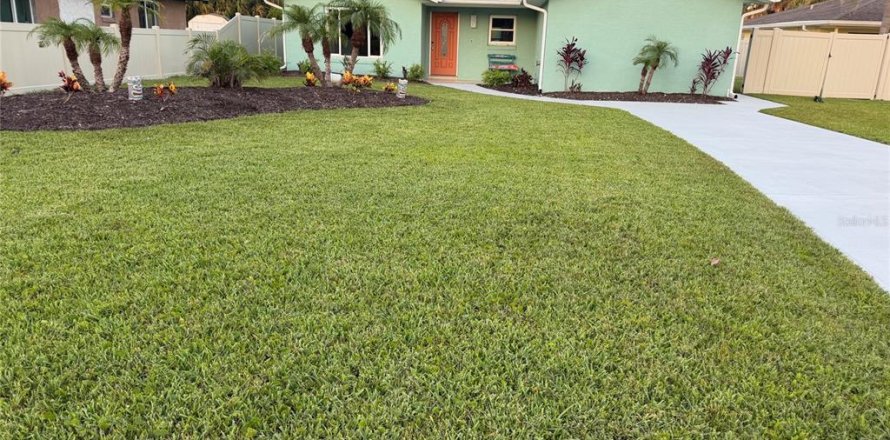 Villa ou maison à Flagler Beach, Floride 3 chambres, 167.78 m2 № 2341528