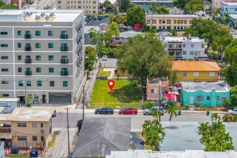 Купить коммерческую недвижимость в Майами, Флорида № 1945544 - фото 8