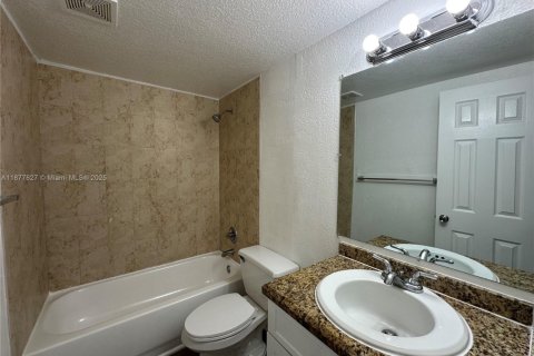 Apartamento en alquiler en Fort Lauderdale, Florida, 2 dormitorios № 1895891 - foto 15