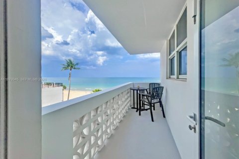 Condo à Fort Lauderdale, Floride, 2 chambres  № 2080244