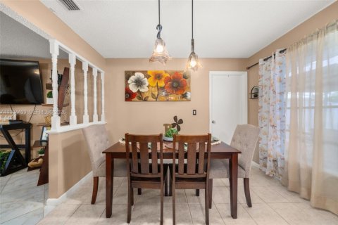 Casa en venta en Sebring, Florida, 2 dormitorios № 2048317 - foto 15