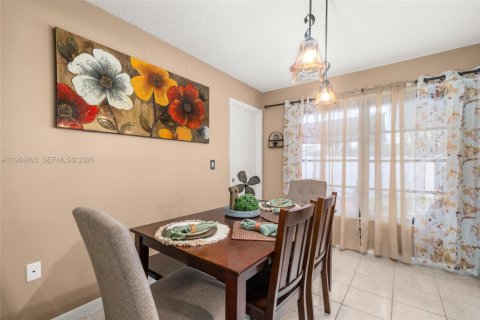 Casa en venta en Sebring, Florida, 2 dormitorios № 2048317 - foto 14