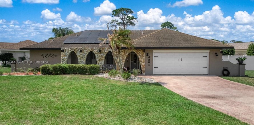 Casa en Sebring, Florida 2 dormitorios № 2048317