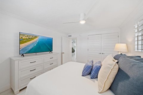 Copropriété à louer à Longboat Key, Floride: 2 chambres, 132.2 m2 № 2150286 - photo 13
