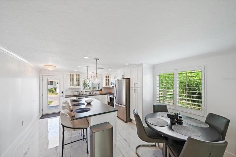 Copropriété à louer à Longboat Key, Floride: 2 chambres, 132.2 m2 № 2150286 - photo 21