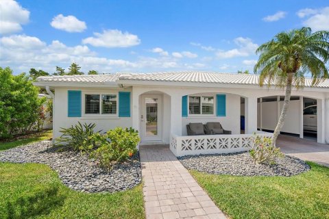 Copropriété à louer à Longboat Key, Floride: 2 chambres, 132.2 m2 № 2150286 - photo 2