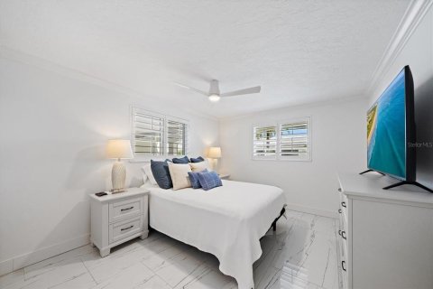 Copropriété à louer à Longboat Key, Floride: 2 chambres, 132.2 m2 № 2150286 - photo 12