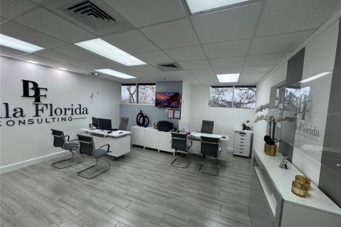 Immobilier commercial à vendre à Orlando, Floride: 48.59 m2 № 1571056 - photo 7