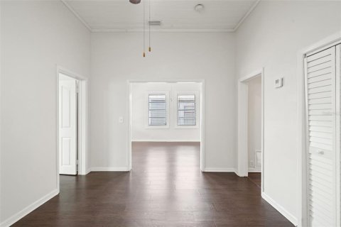 Villa ou maison à vendre à Tampa, Floride: 3 chambres, 121.7 m2 № 2348061 - photo 13